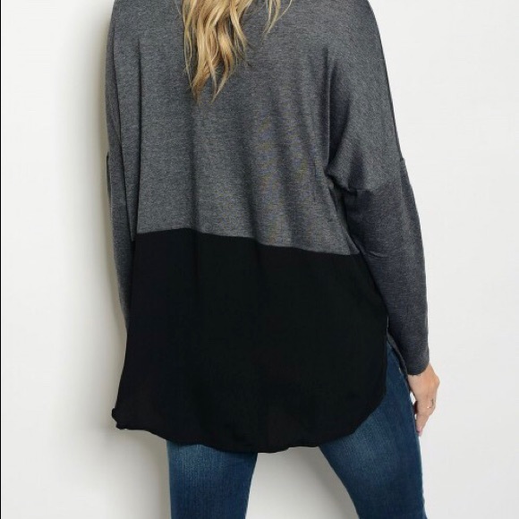 ❤️4/$20 Sale!! charcoal mock neck top - Picture 3 of 3